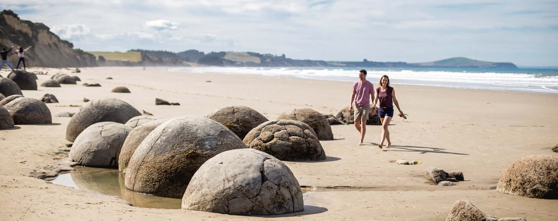 United Cheap Flights to Dunedin from